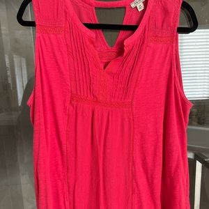 Lucky Brand Redish/Pink flowy casual top. 2X. Perfect for summer.